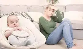 یکی دیگر از مشکلات زناشویی بعد از تولد نوزاد می توان به افسردگی اشاره کرد.